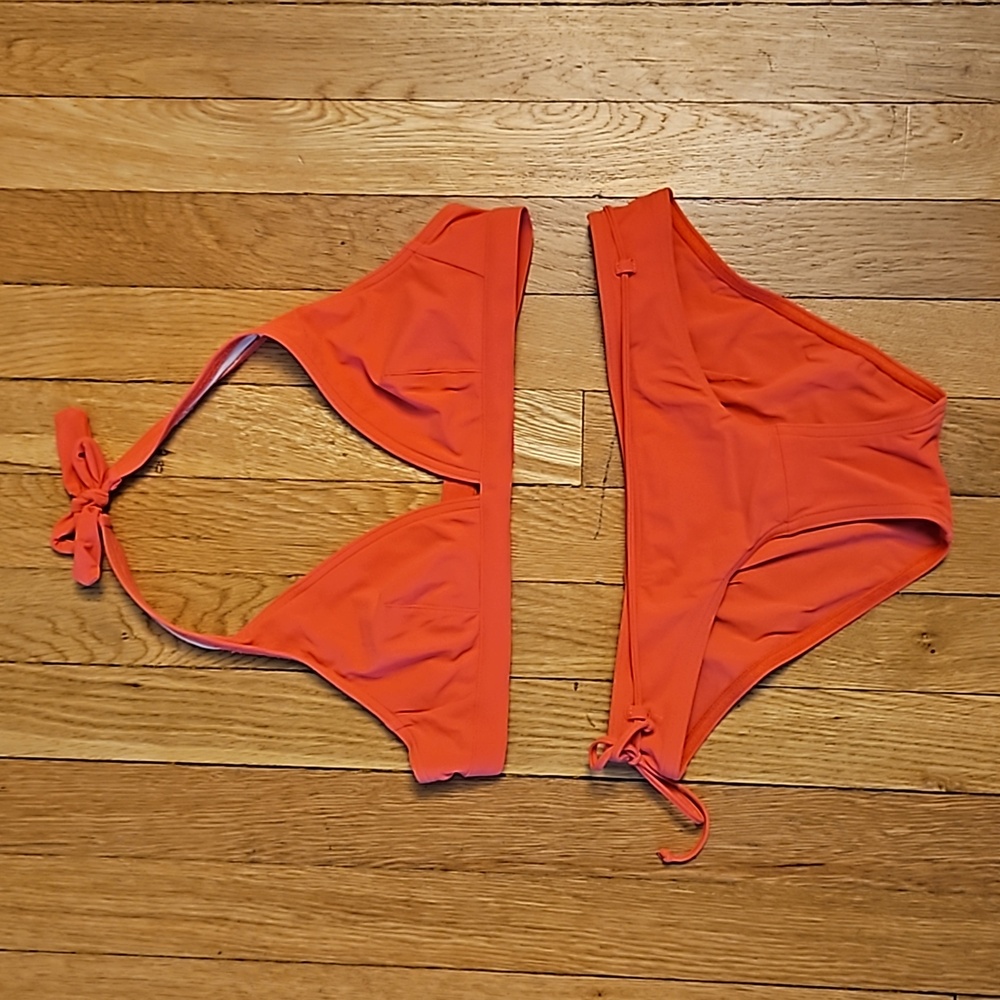 Gap Body Halter Bikini set
